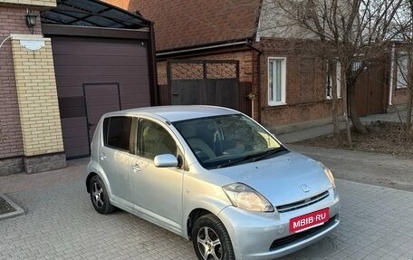 Toyota Passo III, 2004 год, 310 000 рублей, 3 фотография