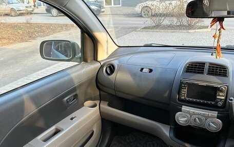 Toyota Passo III, 2004 год, 310 000 рублей, 18 фотография