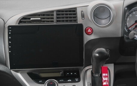Honda Stream II, 2011 год, 1 349 000 рублей, 16 фотография
