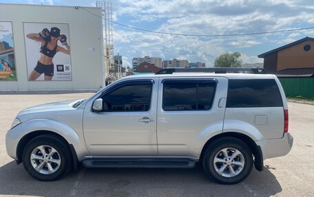 Nissan Pathfinder, 2011 год, 1 100 000 рублей, 12 фотография