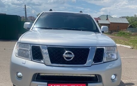 Nissan Pathfinder, 2011 год, 1 100 000 рублей, 11 фотография