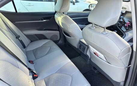 Toyota Camry, 2021 год, 3 000 000 рублей, 12 фотография