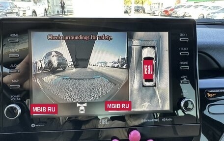 Toyota Camry, 2021 год, 3 000 000 рублей, 7 фотография