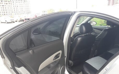 Chevrolet Cruze II, 2009 год, 460 000 рублей, 11 фотография