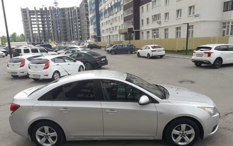 Chevrolet Cruze II, 2009 год, 460 000 рублей, 7 фотография