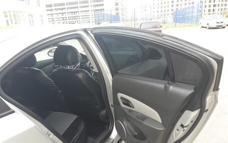 Chevrolet Cruze II, 2009 год, 460 000 рублей, 13 фотография