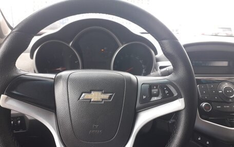 Chevrolet Cruze II, 2009 год, 460 000 рублей, 17 фотография