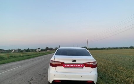 KIA Rio III рестайлинг, 2012 год, 850 000 рублей, 2 фотография