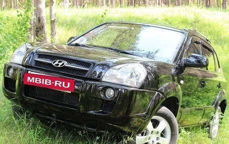 Hyundai Tucson III, 2007 год, 935 000 рублей, 2 фотография