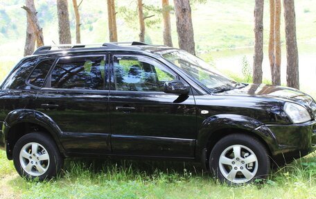 Hyundai Tucson III, 2007 год, 935 000 рублей, 24 фотография