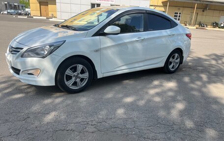 Hyundai Solaris II рестайлинг, 2016 год, 785 000 рублей, 2 фотография