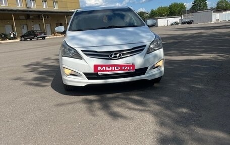 Hyundai Solaris II рестайлинг, 2016 год, 785 000 рублей, 5 фотография