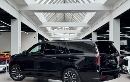 Cadillac Escalade V, 2022 год, 14 280 000 рублей, 4 фотография