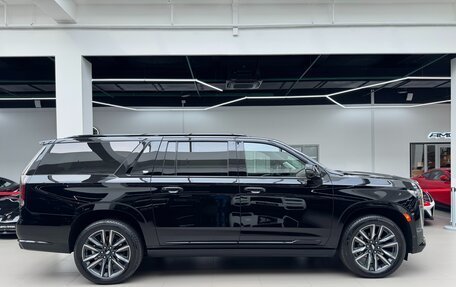 Cadillac Escalade V, 2022 год, 14 280 000 рублей, 8 фотография