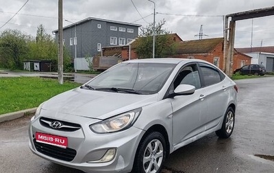Hyundai Solaris II рестайлинг, 2013 год, 360 000 рублей, 1 фотография