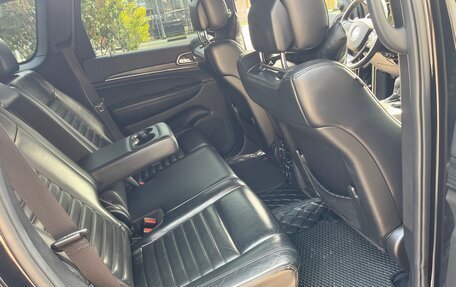 Jeep Grand Cherokee, 2018 год, 3 900 000 рублей, 29 фотография
