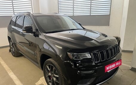 Jeep Grand Cherokee, 2018 год, 3 900 000 рублей, 39 фотография