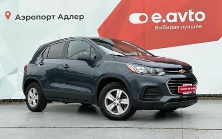 Chevrolet Trax, 2022 год, 1 990 000 рублей, 3 фотография