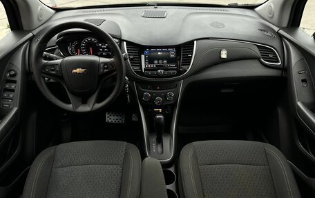 Chevrolet Trax, 2022 год, 1 990 000 рублей, 7 фотография