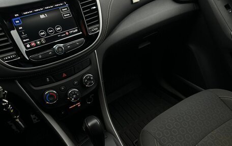 Chevrolet Trax, 2022 год, 1 990 000 рублей, 11 фотография