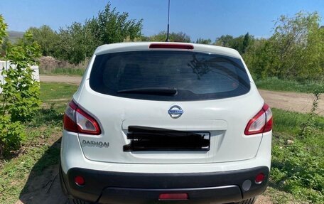 Nissan Qashqai, 2010 год, 950 000 рублей, 3 фотография