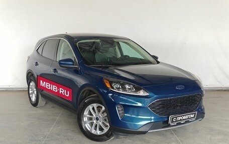 Ford Escape, 2020 год, 1 780 000 рублей, 3 фотография