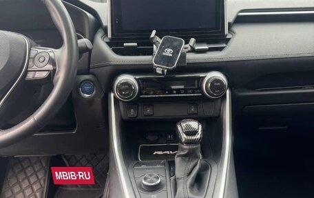 Toyota RAV4, 2021 год, 2 790 000 рублей, 9 фотография