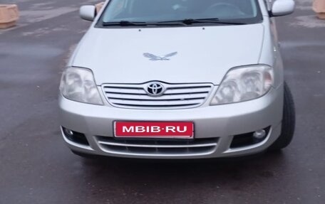 Toyota Corolla, 2004 год, 480 000 рублей, 1 фотография