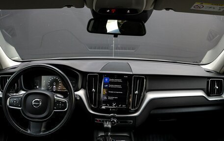 Volvo XC60 II, 2020 год, 3 200 000 рублей, 11 фотография