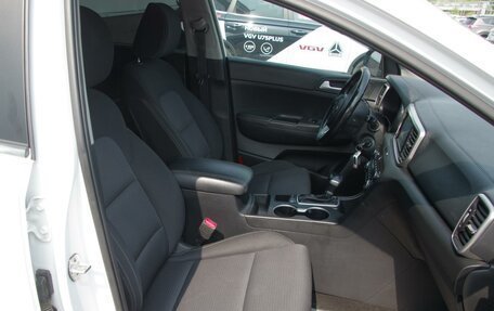KIA Sportage IV рестайлинг, 2019 год, 2 097 000 рублей, 8 фотография