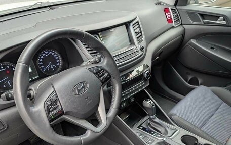 Hyundai Tucson III, 2018 год, 1 875 000 рублей, 11 фотография
