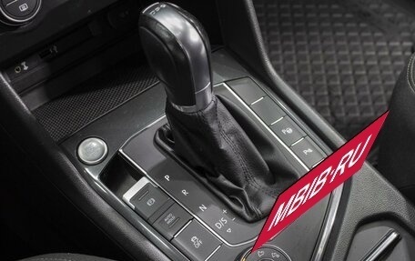 Volkswagen Tiguan II, 2017 год, 2 415 000 рублей, 12 фотография