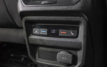 Volkswagen Tiguan II, 2017 год, 2 415 000 рублей, 18 фотография