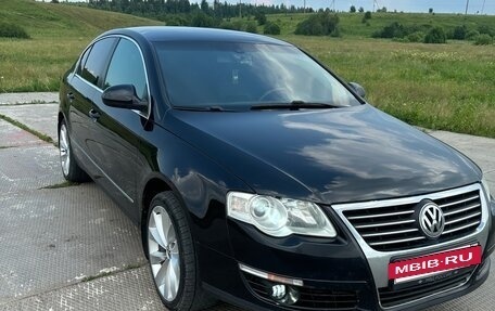 Volkswagen Passat B6, 2006 год, 700 000 рублей, 3 фотография
