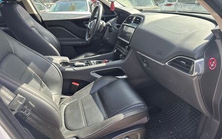 Jaguar F-Pace, 2020 год, 3 950 000 рублей, 12 фотография