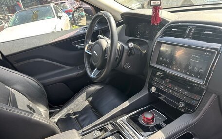 Jaguar F-Pace, 2020 год, 3 950 000 рублей, 10 фотография