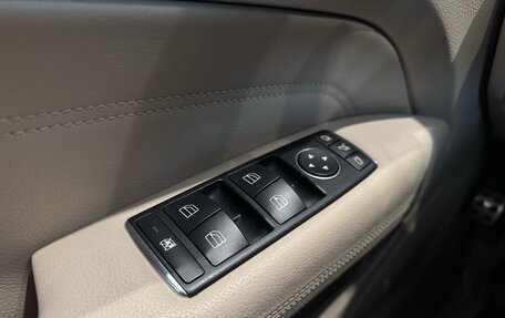 Mercedes-Benz E-Класс, 2013 год, 2 450 000 рублей, 25 фотография