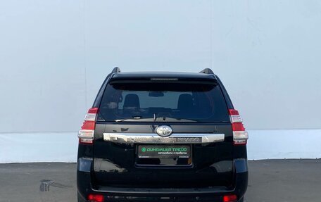 Toyota Land Cruiser Prado 150 рестайлинг 2, 2014 год, 3 400 000 рублей, 7 фотография