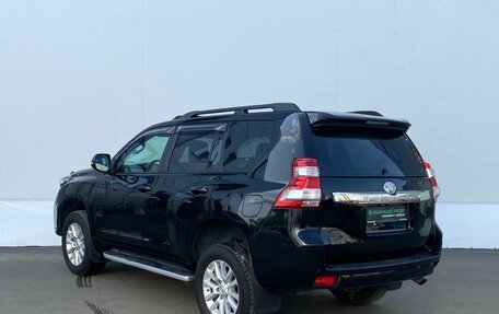 Toyota Land Cruiser Prado 150 рестайлинг 2, 2014 год, 3 400 000 рублей, 8 фотография