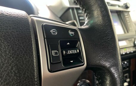 Toyota Land Cruiser Prado 150 рестайлинг 2, 2014 год, 3 400 000 рублей, 13 фотография