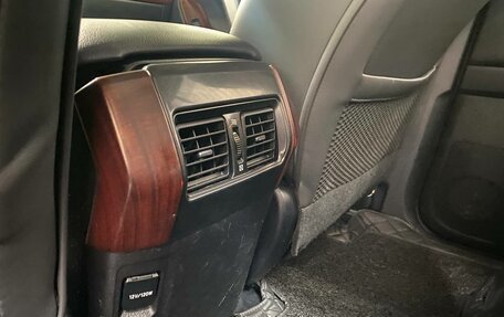 Toyota Land Cruiser Prado 150 рестайлинг 2, 2014 год, 3 400 000 рублей, 30 фотография