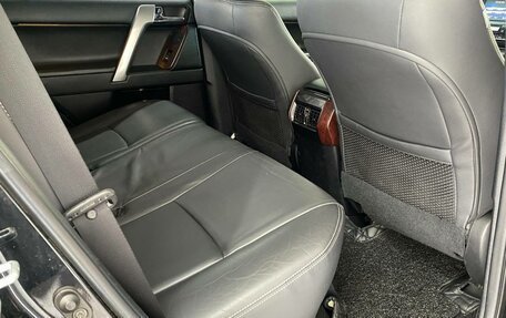 Toyota Land Cruiser Prado 150 рестайлинг 2, 2014 год, 3 400 000 рублей, 31 фотография