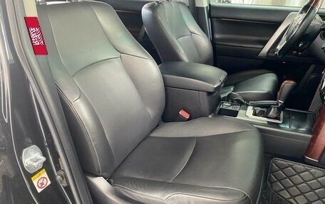 Toyota Land Cruiser Prado 150 рестайлинг 2, 2014 год, 3 400 000 рублей, 27 фотография