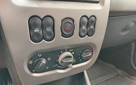 Renault Sandero I, 2012 год, 452 000 рублей, 6 фотография
