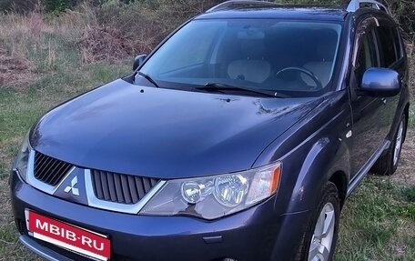 Mitsubishi Outlander III рестайлинг 3, 2008 год, 1 150 000 рублей, 2 фотография