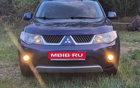 Mitsubishi Outlander III рестайлинг 3, 2008 год, 1 150 000 рублей, 4 фотография
