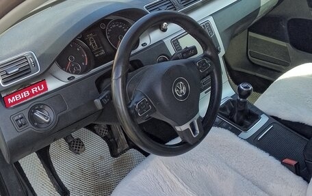 Volkswagen Passat B7, 2011 год, 930 000 рублей, 4 фотография