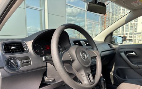 Volkswagen Polo VI (EU Market), 2013 год, 950 000 рублей, 8 фотография