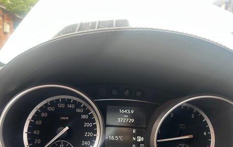 Mercedes-Benz GL-Класс, 2012 год, 1 980 000 рублей, 3 фотография