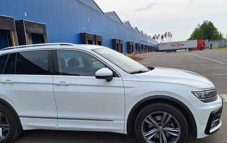 Volkswagen Tiguan II, 2020 год, 3 335 000 рублей, 6 фотография